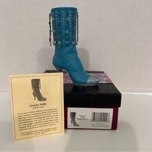 Just The Right Shoe “Groovy Baby"